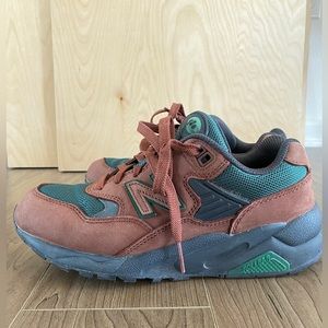 New Balance 580 Beef & Broccoli